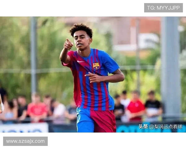 旗鼓相当！亚马尔在巴萨前120场比赛独造75球 仅比梅西少1球